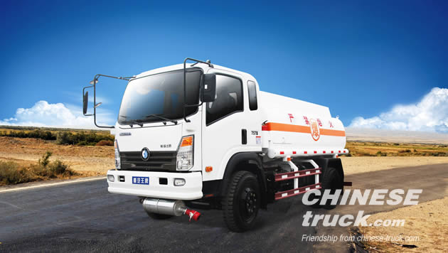 Sinotruk Wangpai CDW Oil-tank truck